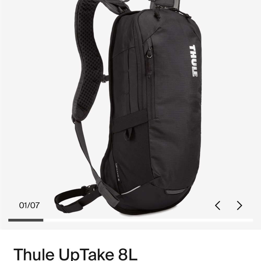 NWOT Thule uptake 8L hydration pack
